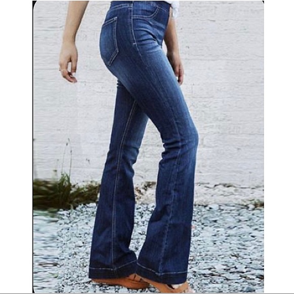 ✨LAST ONE✨Bestselling Pull On Flare Jeans - Picture 6 of 8